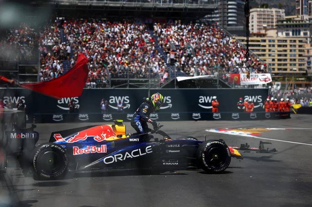Isack Hadjar, Red Bull Racing crash