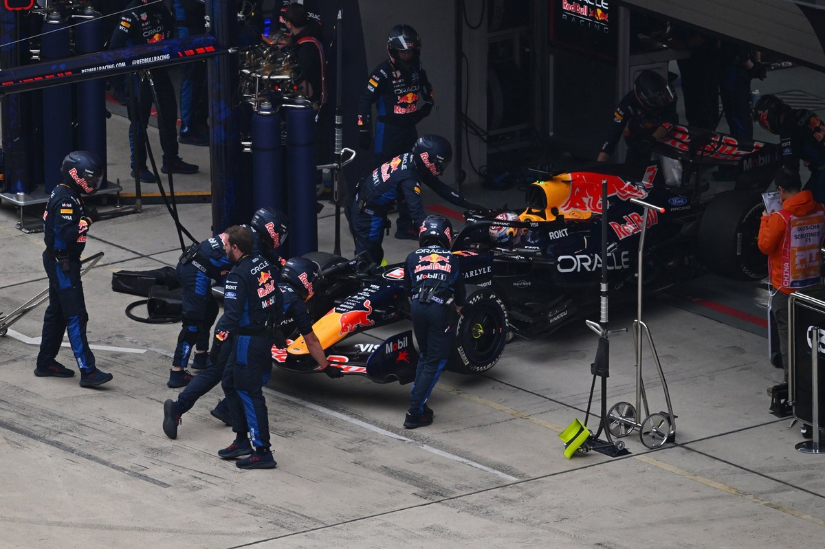 F1-update: Verstappen hekelt Mario Kart-racen, Wolff ziet ‘perfect moment’ na zege Antonelli