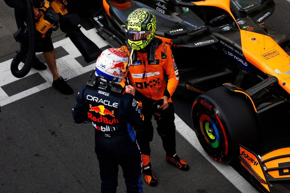 Max Verstappen, Red Bull Racing, Lando Norris, McLaren F1 Team, in Parc Ferme 
