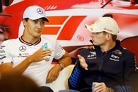 Verstappen odbija piłeczkę