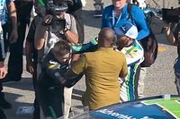 Pelea a pu&ntilde;etazos en la NASCAR Cup: &iquest;qu&eacute; pas&oacute; entre Chastain y Gragson?