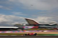 Sainz lidera sobre Hamilton la FP2 de Silverstone; Alonso, 6&ordm;