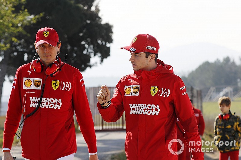 Ferrari quita los logos de Mission Winnow para Australia