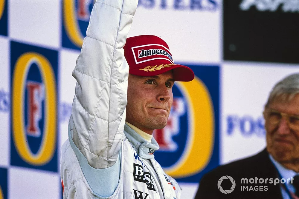 Race Winner David Coulthard, McLaren Mercedes