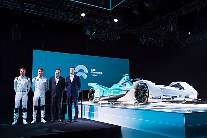 Turvey és Dillmann a NIO Formula E Team új felállásában