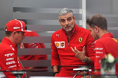 Конкурс: Вигадайте назву до фото та виграйте кепку Ferrari