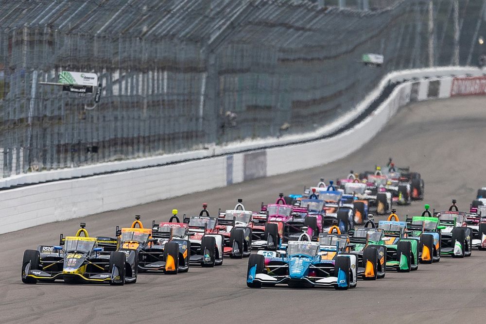 Colton Herta, Andretti Autosport c/ Curb-Agajanian Honda, Scott McLaughlin, Team Penske Chevrolet