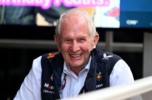 F1 - Marko: "Devo enviar uns pacotes de Red Bull para Leclerc" como agradecimento