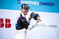 Trzecia wygrana Günthera