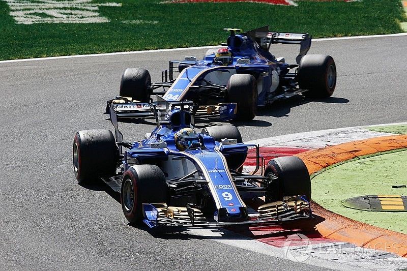 Marcus Ericsson, Sauber C36, Pascal Wehrlein, Sauber C36