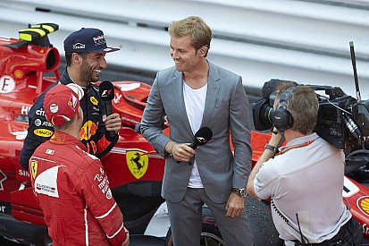 Rosberg aconseja a Ricciardo cambiar Red Bull por Ferrari