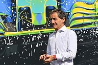 Prost califica el acuerdo McLaren-Renault como una "presi&oacute;n positiva"