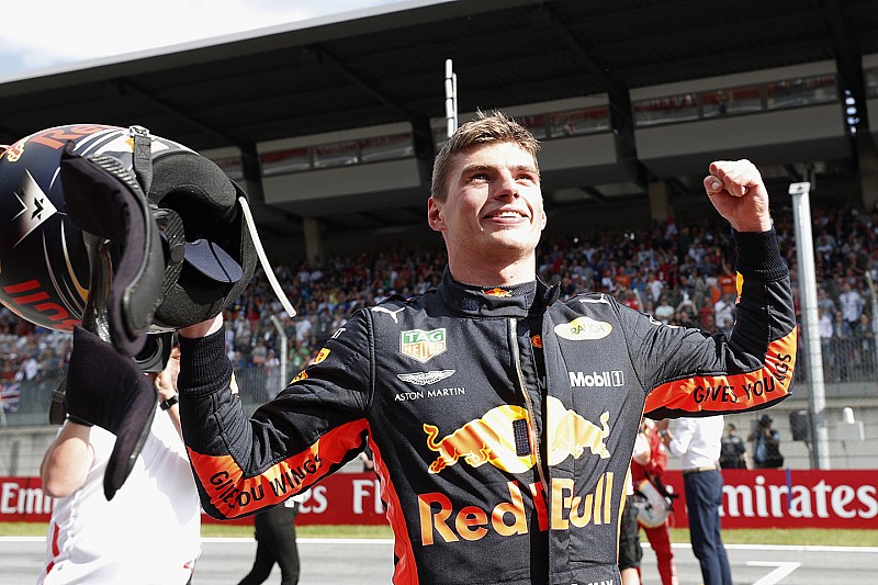 Victoria para Verstappen y liderato para Vettel tras drama de Mercedes