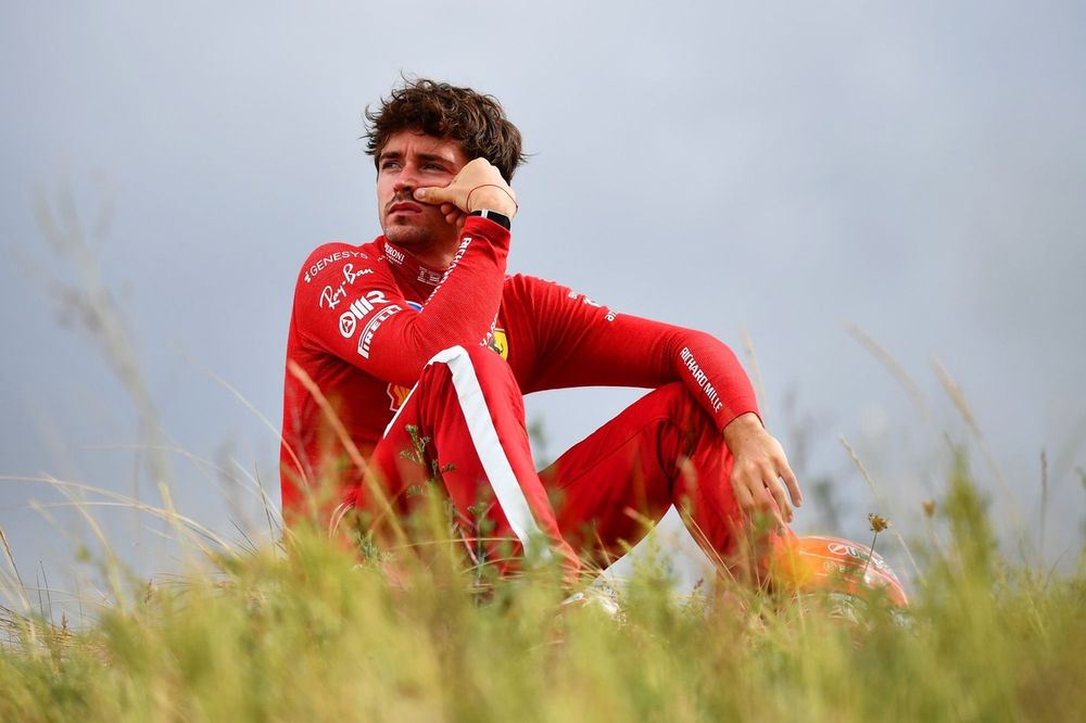 Charles Leclerc spiega perché è rimasto sul pendio dopo l'incidente al GP d'Olanda