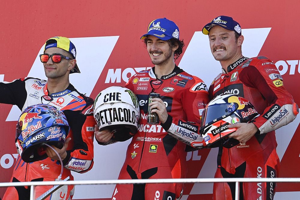 Francesco Bagnaia, equipo Ducati, Jorge Mart&iacute;n, Pramac Racing, Jack Miller, podio del equipo Ducati
