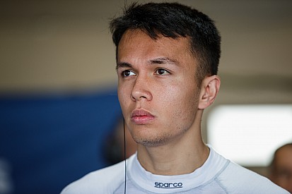 Albon ya es libre para unirse a Toro Rosso en 2019