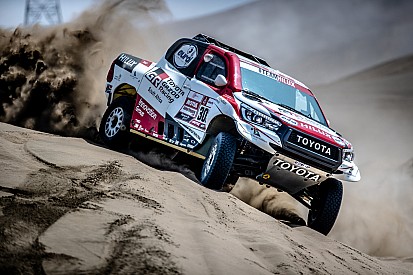 Алонсо попросился за руль Toyota для «Дакара»