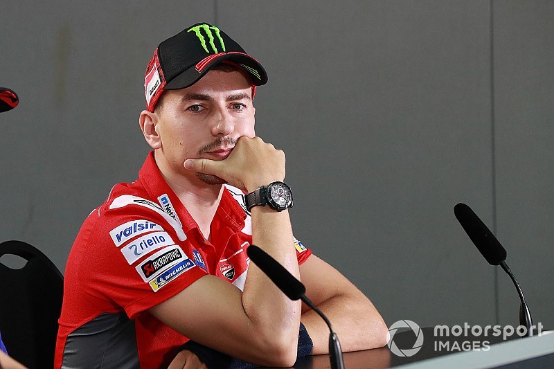 Лоренсо пропустит четвертую гонку MotoGP подряд