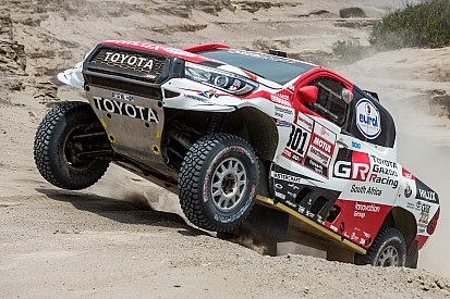 Dakar, Auto, Tappa 4: Al-Attiyah vince la prima parte della Marathon e allunga in classifica