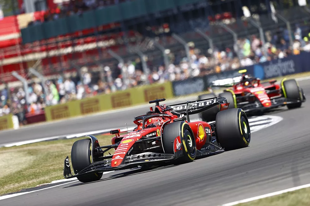 Charles Leclerc, Ferrari SF-23, Carlos Sainz, Ferrari SF-23