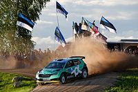 Mikkelsen zerka na szczyt tabeli