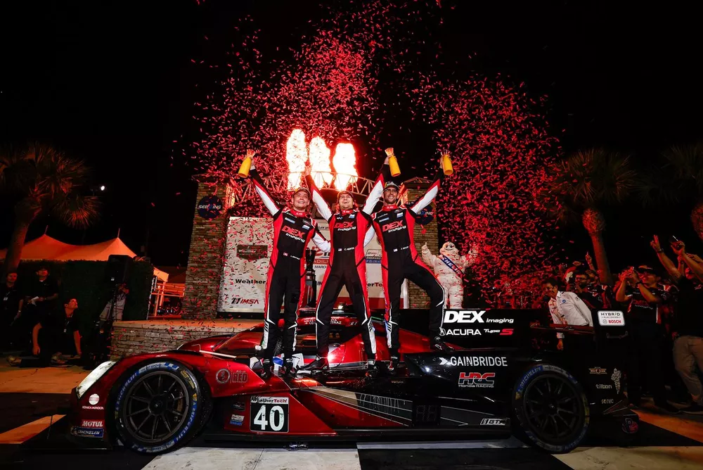 Racewinnaars #40: Wayne Taylor Racing met Andretti, Acura ARX-06, GTP: Jordan Taylor, Louis Deletraz, Colton Herta
