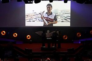 Zhou gana el premio Autosport a novato del año 2022 