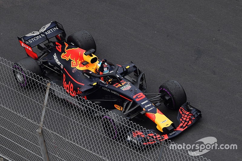 Ricciardo mantém peça no motor e evita punição no Canadá