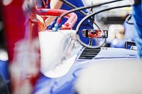 Los problemas del coche de la F2 "est&aacute;n dilapidando nuestras carreras"