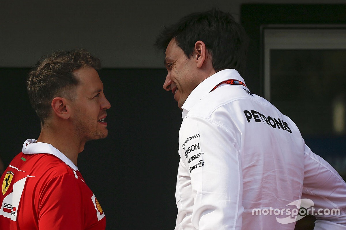 Wolff: Vettel'e yapılan eleştiriler adil değil