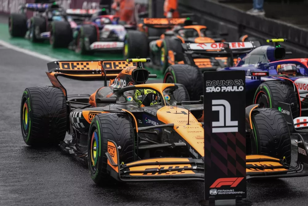 Le poleman Lando Norris, McLaren MCL38