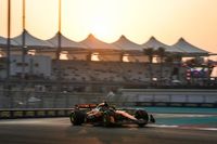 McLaren F1 va a por el título tras su doblete en la FP3 de Abu Dhabi