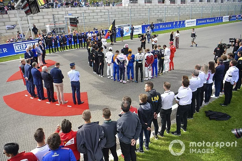 La communaut&eacute; de la F1 se r&eacute;unit pour rendre hommage &agrave; Anthoine Hubert