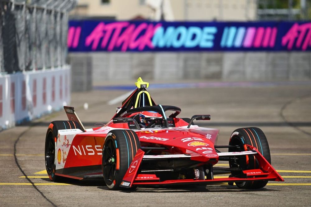 Oliver Rowland, Nissan Formula E Team, Nissan e-4ORCE 04