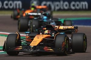 El límite de gastos ayudó a McLaren en la F1 2025, cree Toto Wolff