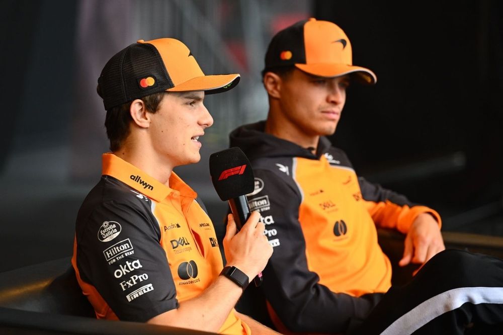Lando Norris, McLaren, Oscar Piastri, McLaren