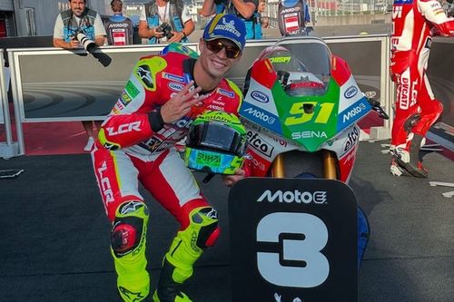 MotoE: Granado &eacute; terceiro em corrida marcada por forte acidente de piloto h&uacute;ngaro; Casadei vence