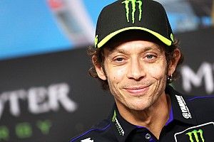 Oficial: Rossi correrá para Yamaha Petronas en 2021