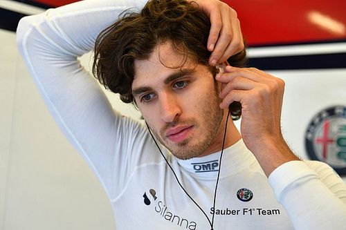 Giovinazzi quiere demostrar que es más que un piloto de simulador