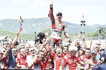 Dovi admite que sucesso de Lorenzo criou tensões na Ducati