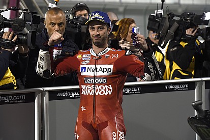 Dovizioso egy leheletnyivel nyert Marquez előtt Katarban, Crutchlow Rins előtt harmadik, Rossi a TOP 5-ben