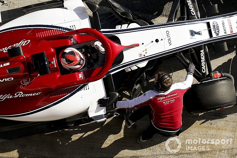 Räikkönen csak dicsérni tudja az Alfa Romeót