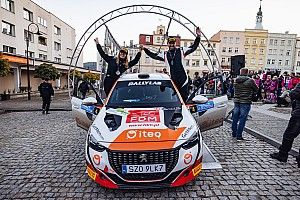 Małżeństwo Streer sięga po tytuł