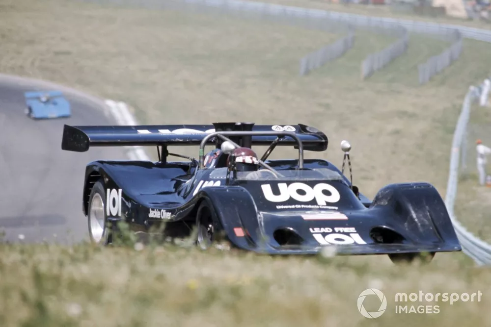 Jackie Oliver (UOP Shadow DN4A-Chevrolet), 1st position
