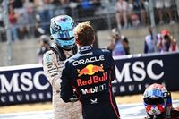 Una cláusula protege a Russell de Verstappen en Mercedes para 2027