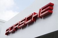 Porsche mantiene vivo su inter&eacute;s por entrar en la F1 en 2026