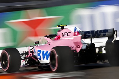 Ocon, hiper yumuşak lastiklerin kaç tur dayanacağını merak ediyor