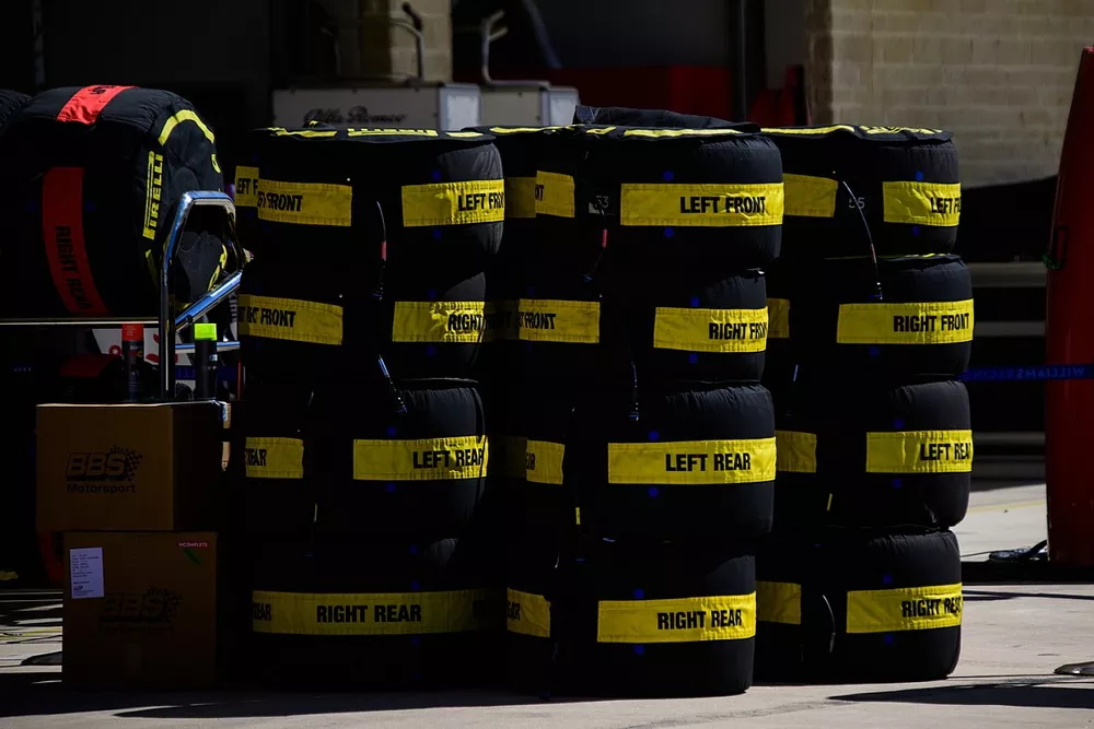 Medium tyres
