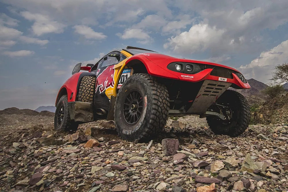 #201 Bahrain Raid Xtreme Prodrive: Sebastien Loeb, Fabian Lurquin