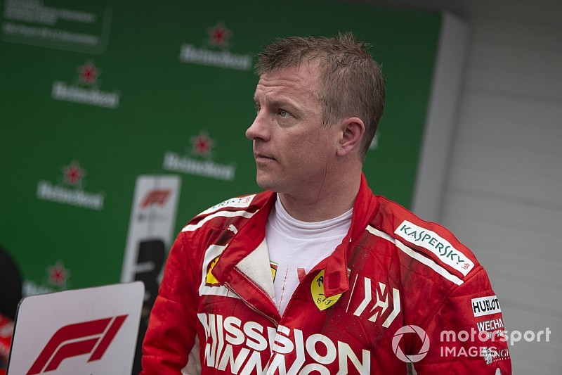 Raikkonen şiir kitabının yarısından fazlası satıldı